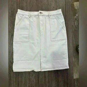 EST. 1946 Denim Jean Cream Skirt Size 14 Cotton Blend